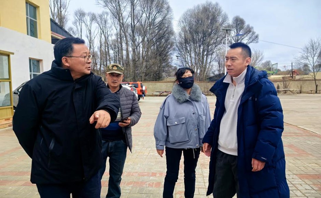 b4e77106a002481d8345a8faef62319e.jpg b4e77106a002481d8345a8faef62319e.jpg