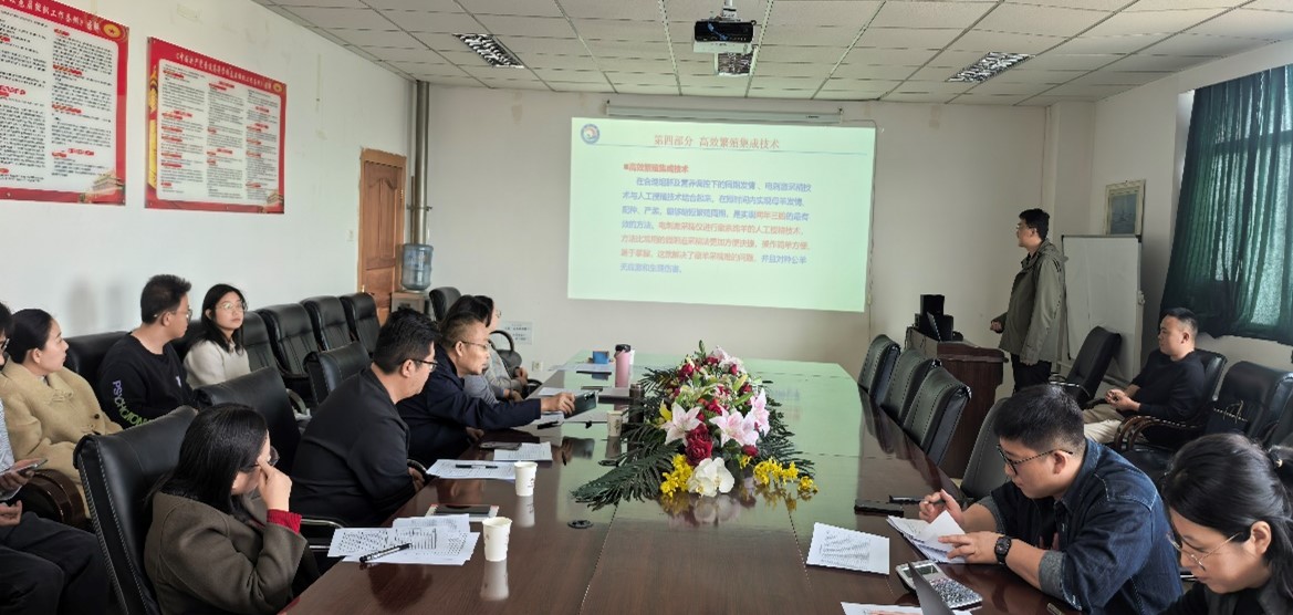 7064436331aa4e1abdce1cb3f18d542e.jpg 7064436331aa4e1abdce1cb3f18d542e.jpg